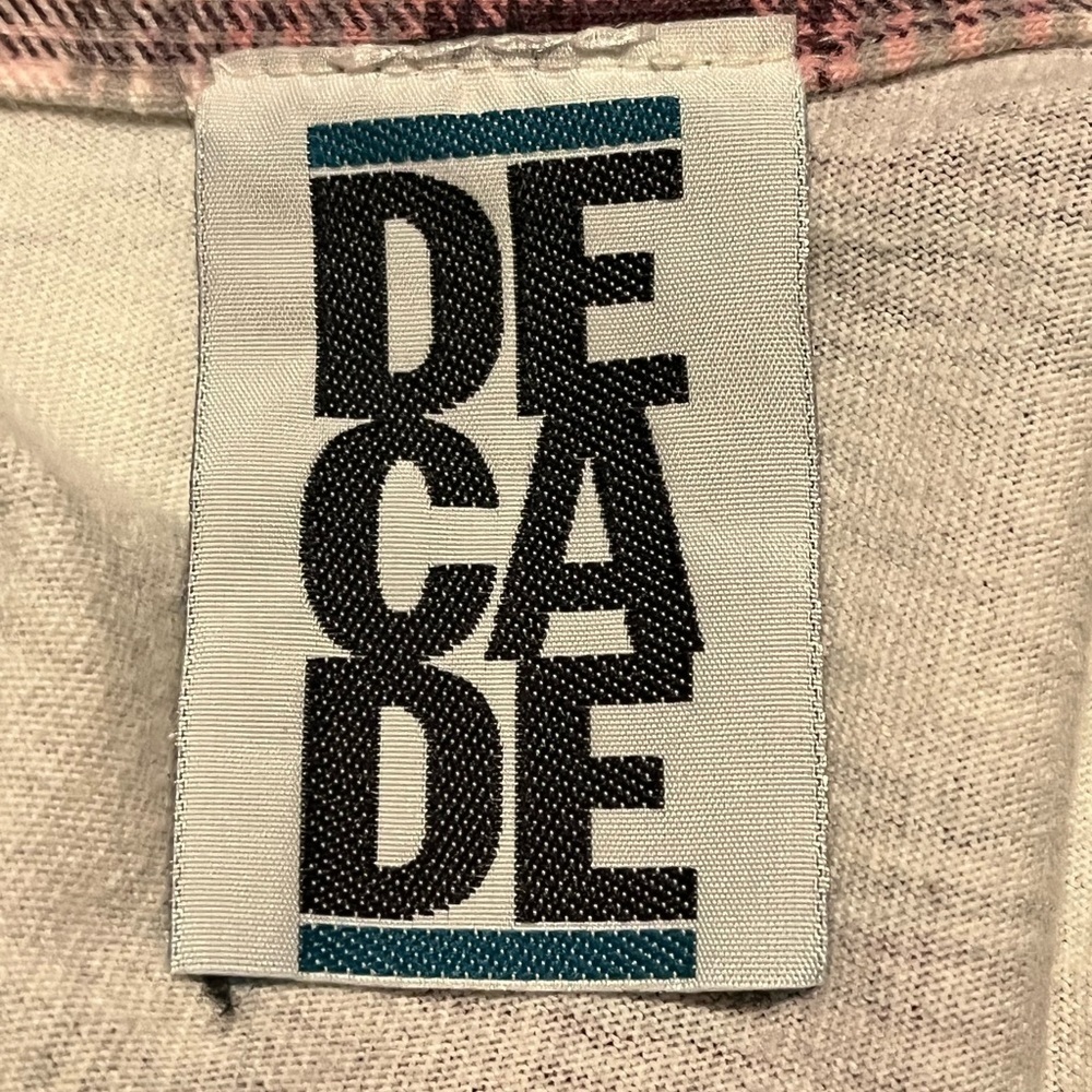 DECADE Top - Picture 5 of 5